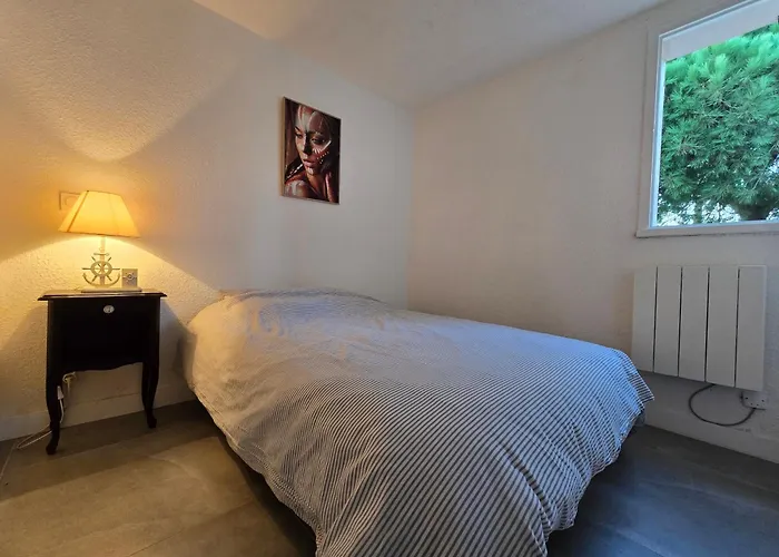 Joli T2 Avec Parking Et Wifi Tennis Village Agde